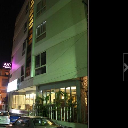 Hotel Aashraya Májszúr Kültér fotó
