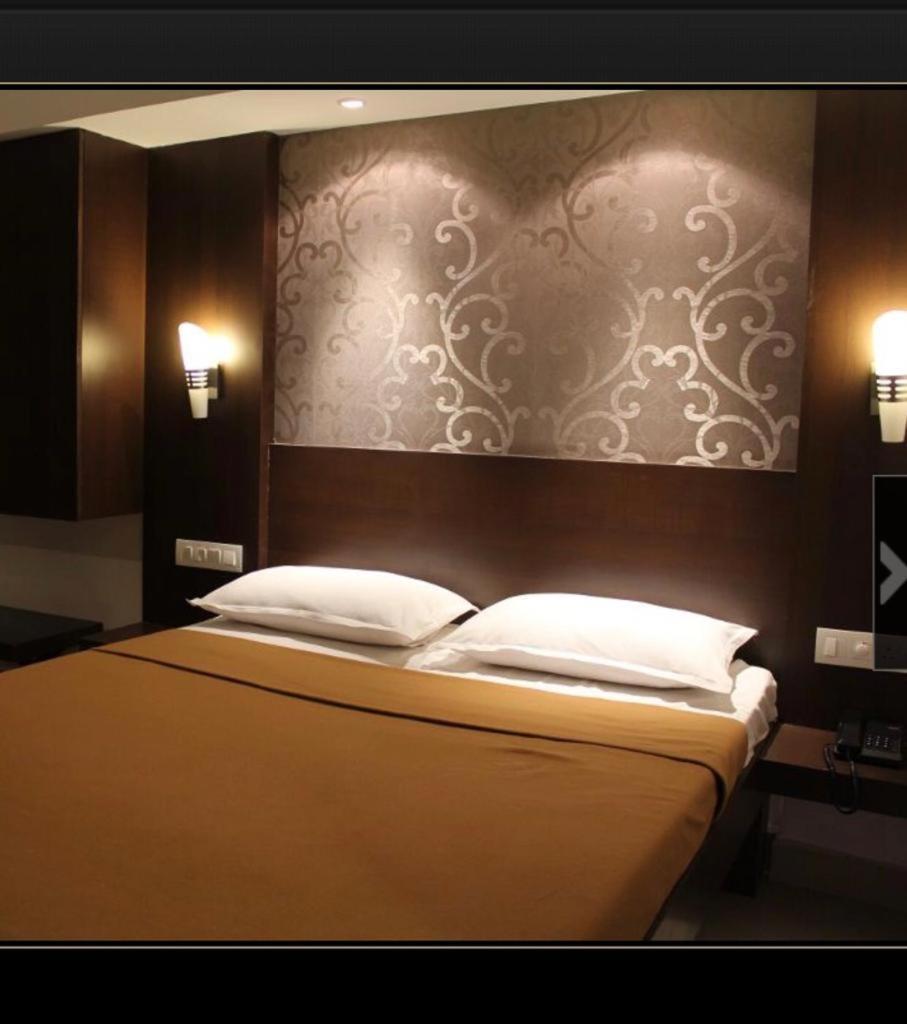 Hotel Aashraya Májszúr Kültér fotó